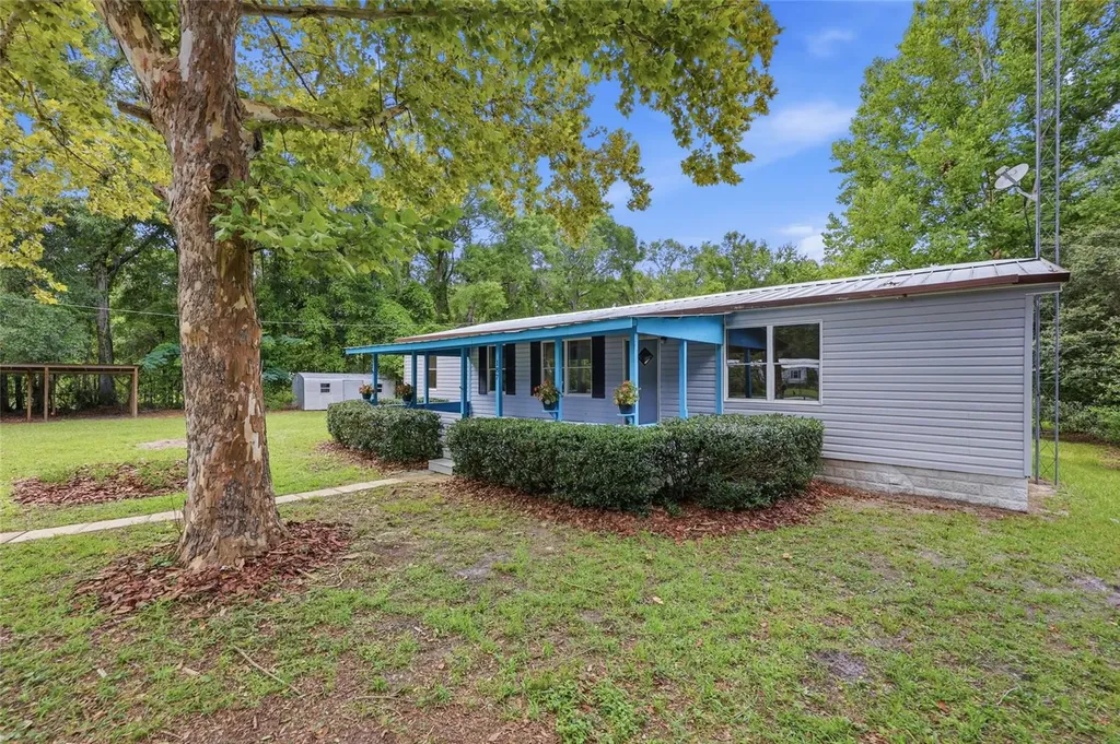 187 SW Peach Glen High Springs FL 32643