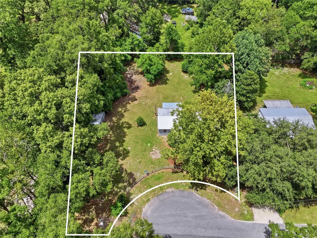 187 SW Peach Glen High Springs FL 32643