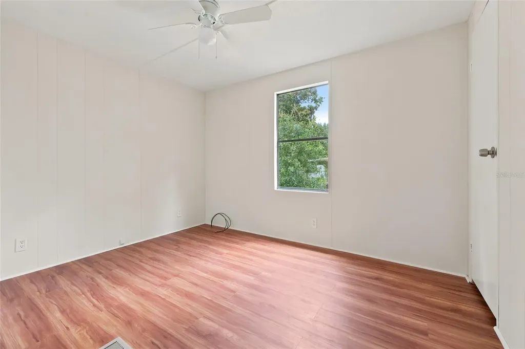 187 SW Peach Glen High Springs FL 32643
