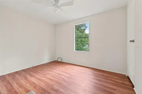 187 SW Peach Glen High Springs FL 32643