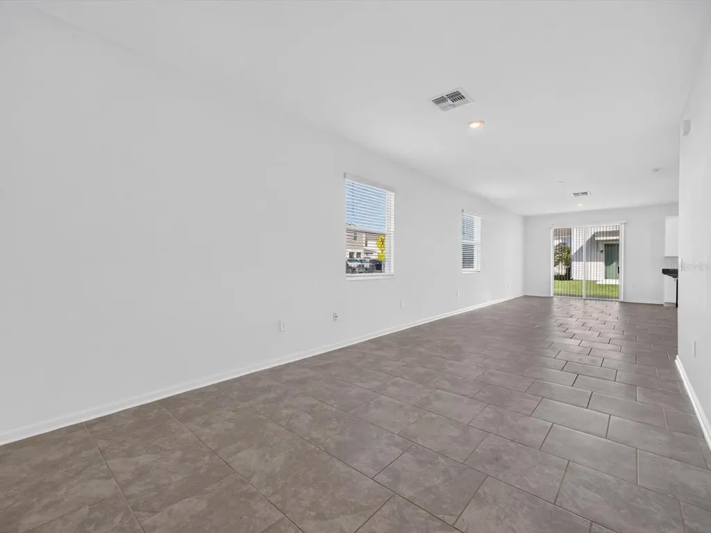 2413 Brook Marsh Loop Kissimmee FL 34747