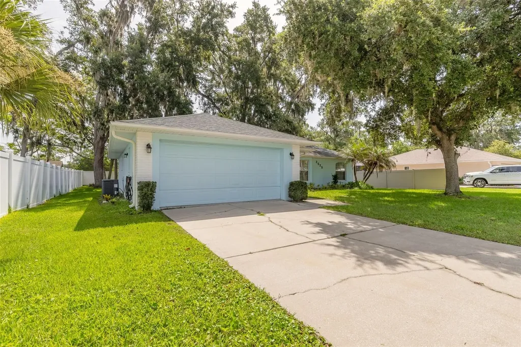 2525 Royal Palm Drive Edgewater FL 32141
