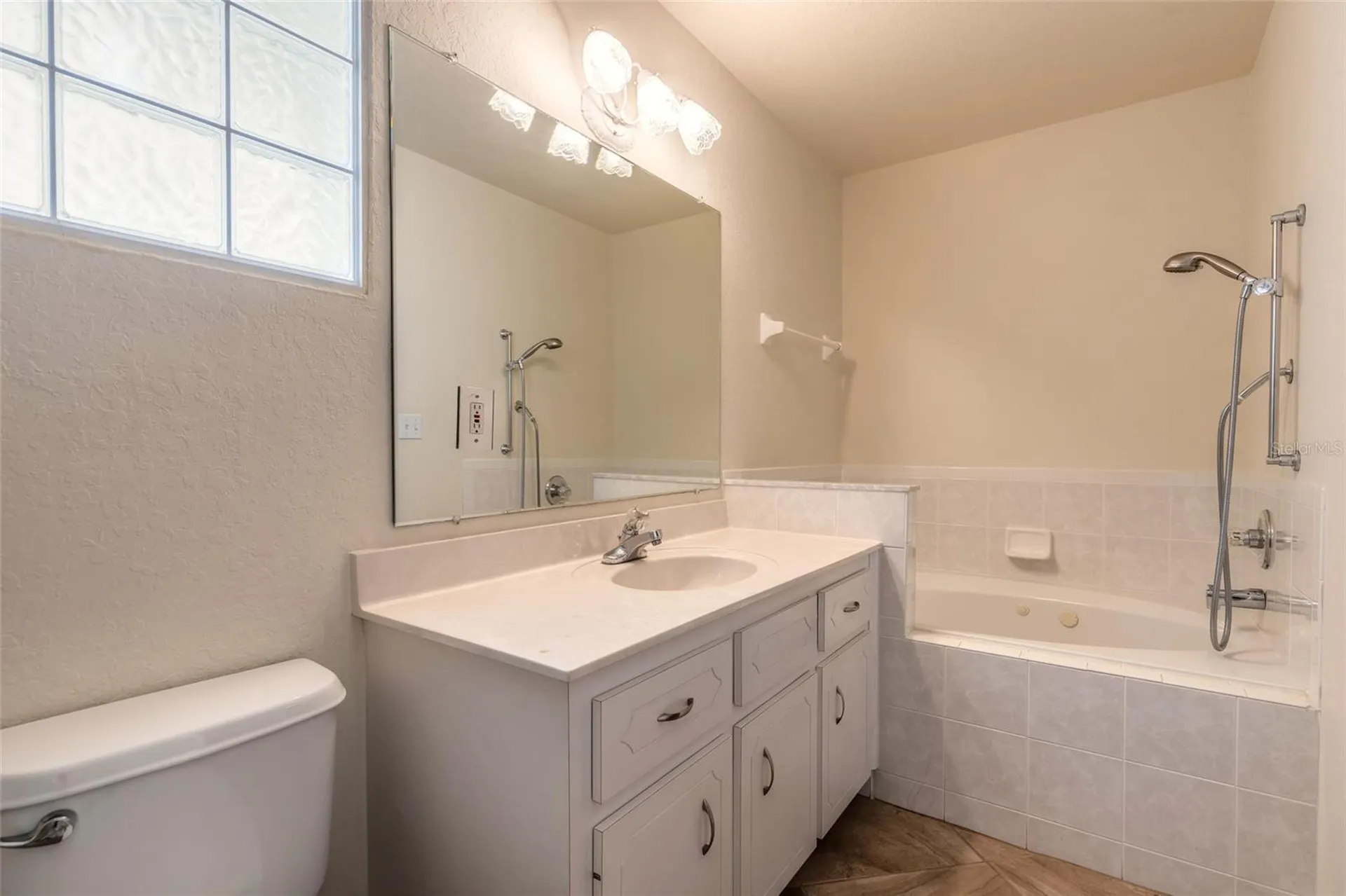 2525 Royal Palm Drive Edgewater FL 32141