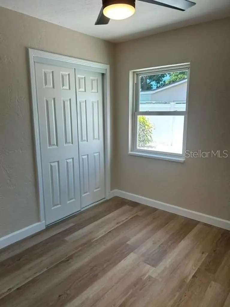 3066 66th Way N St Petersburg FL 33710