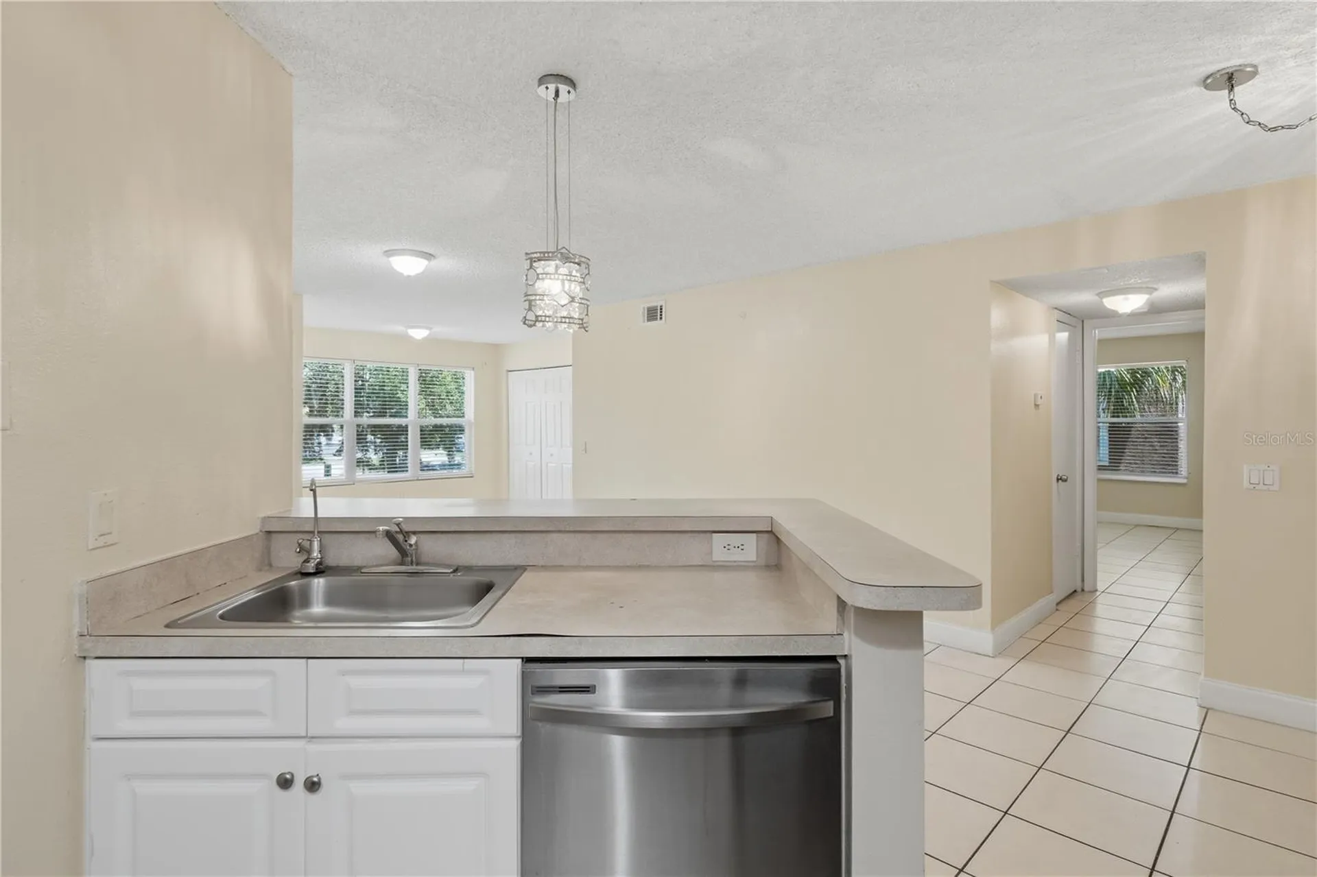 4532 Commander Drive Orlando FL 32822