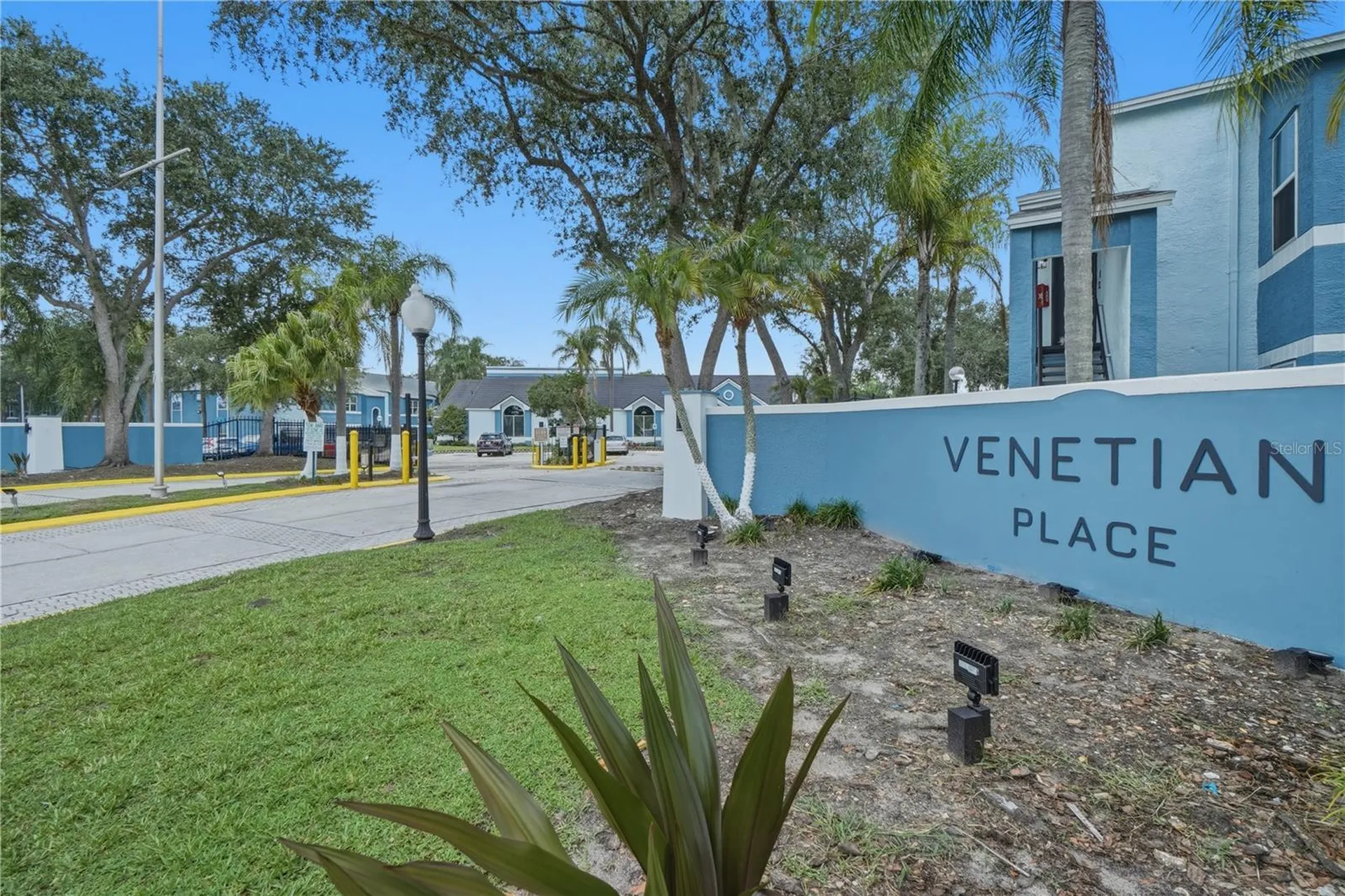 4532 Commander Drive Orlando FL 32822