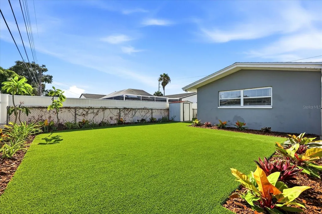 1354 62nd Avenue S St Petersburg FL 33705