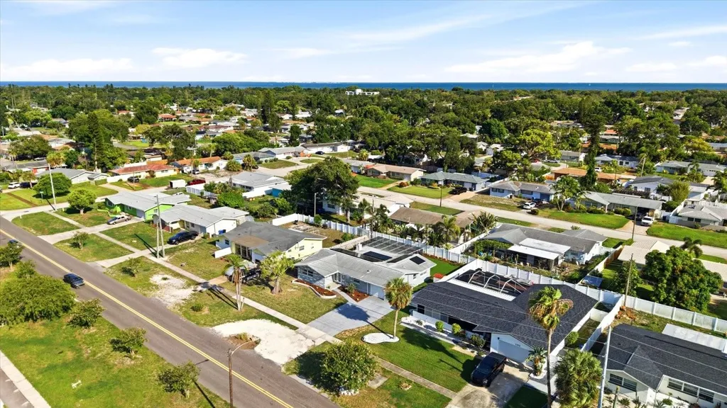 1354 62nd Avenue S St Petersburg FL 33705