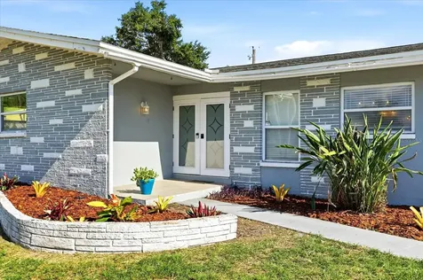 1354 62nd Avenue S St Petersburg FL 33705