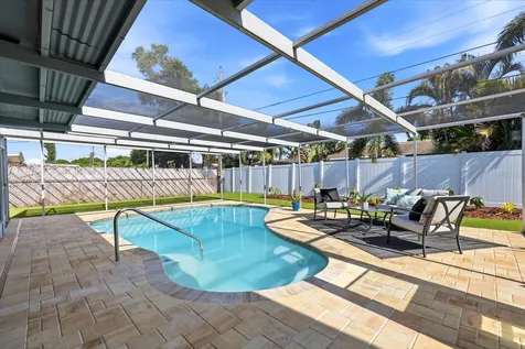 1354 62nd Avenue S St Petersburg FL 33705