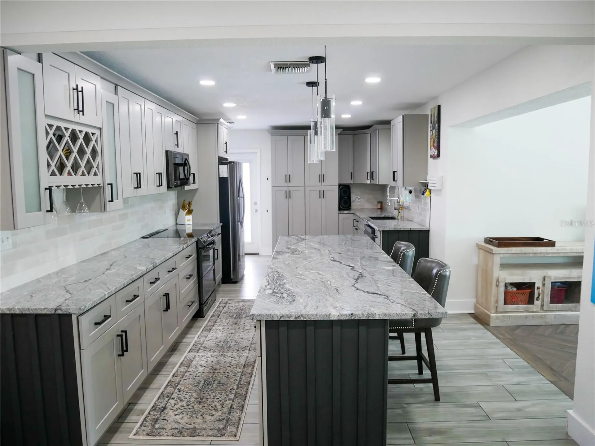8280 32nd Avenue N St Petersburg FL 33710