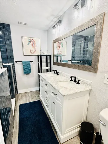 8280 32nd Avenue N St Petersburg FL 33710