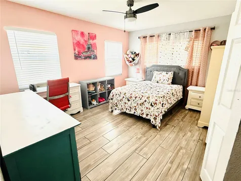8280 32nd Avenue N St Petersburg FL 33710