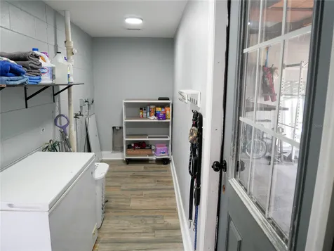 8280 32nd Avenue N St Petersburg FL 33710