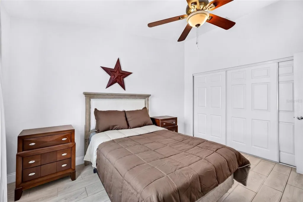3227 W Spruce Street Tampa FL 33607