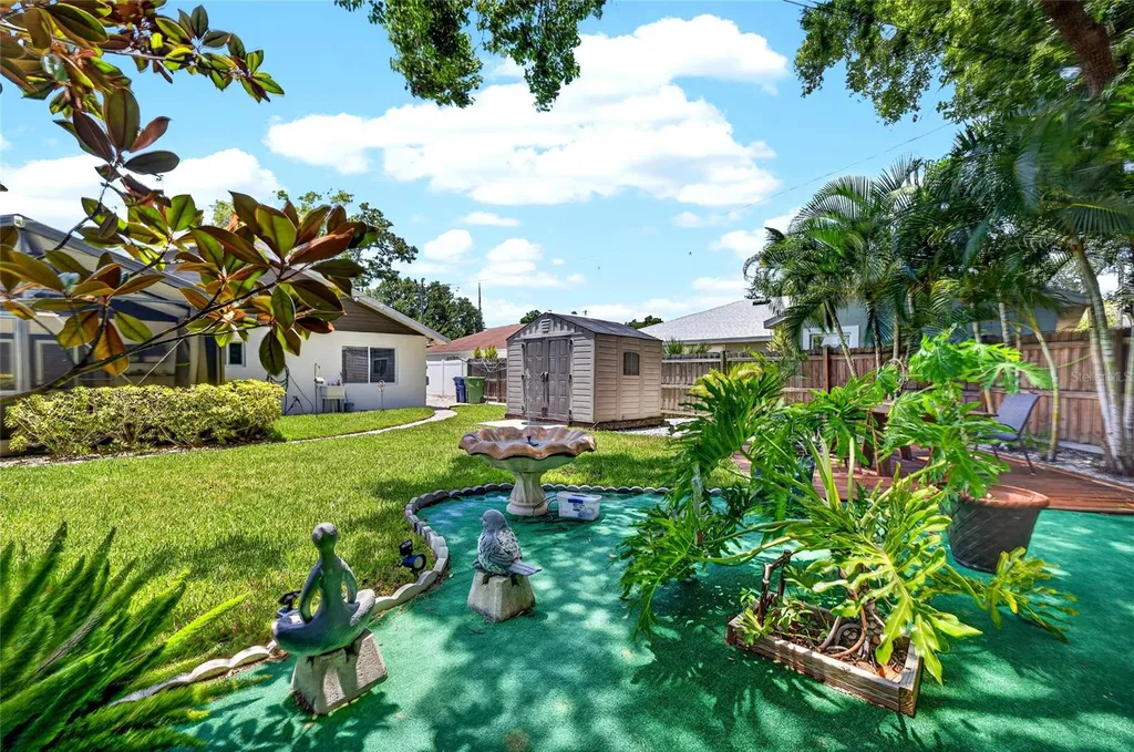 3227 W Spruce Street Tampa FL 33607