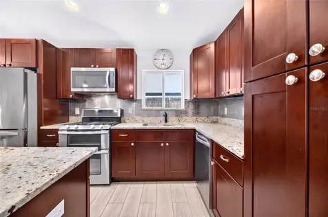 3227 W Spruce Street Tampa FL 33607
