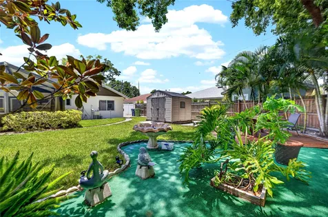3227 W Spruce Street Tampa FL 33607