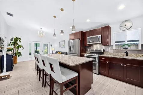 3227 W Spruce Street Tampa FL 33607