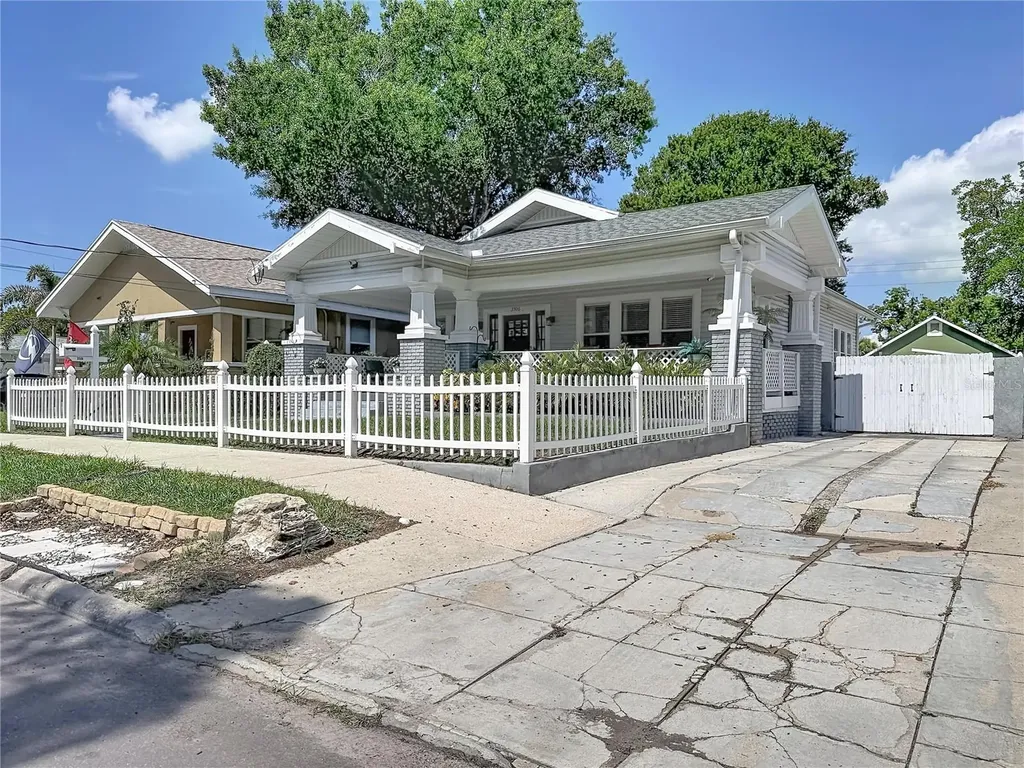 3506 N 12th Street Tampa FL 33605