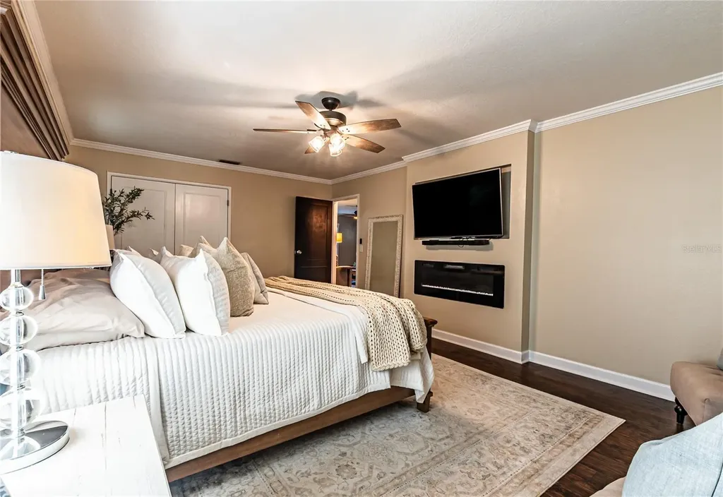 5725 14th Street Zephyrhills FL 33542