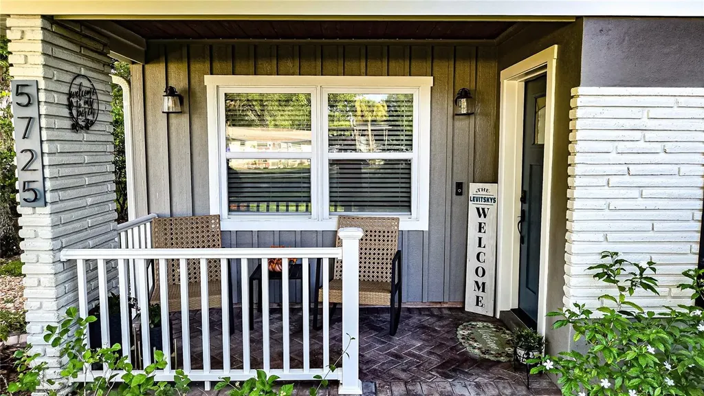 5725 14th Street Zephyrhills FL 33542