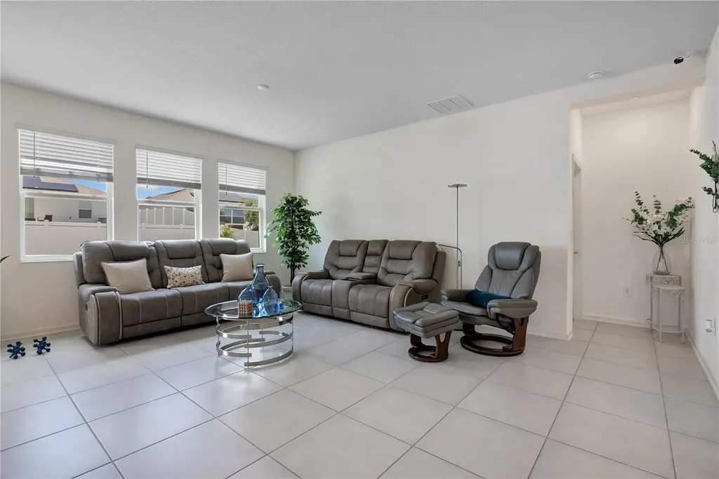 815 Kapi Drive Groveland FL 34736