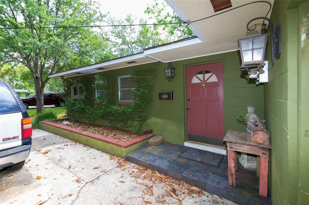 609 NW 14th Avenue Gainesville FL 32601