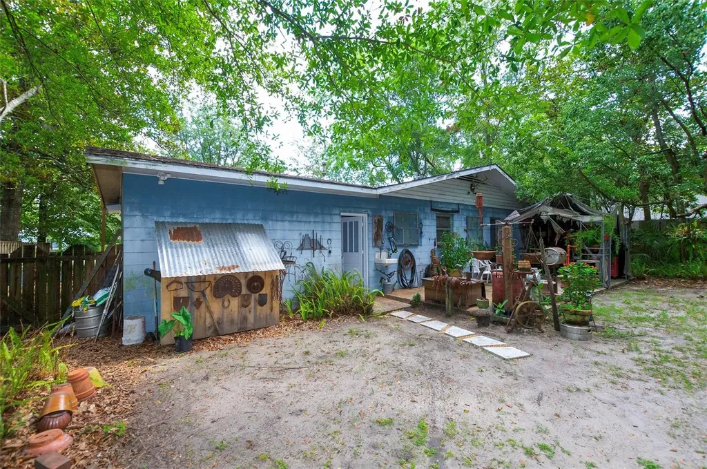 609 NW 14th Avenue Gainesville FL 32601