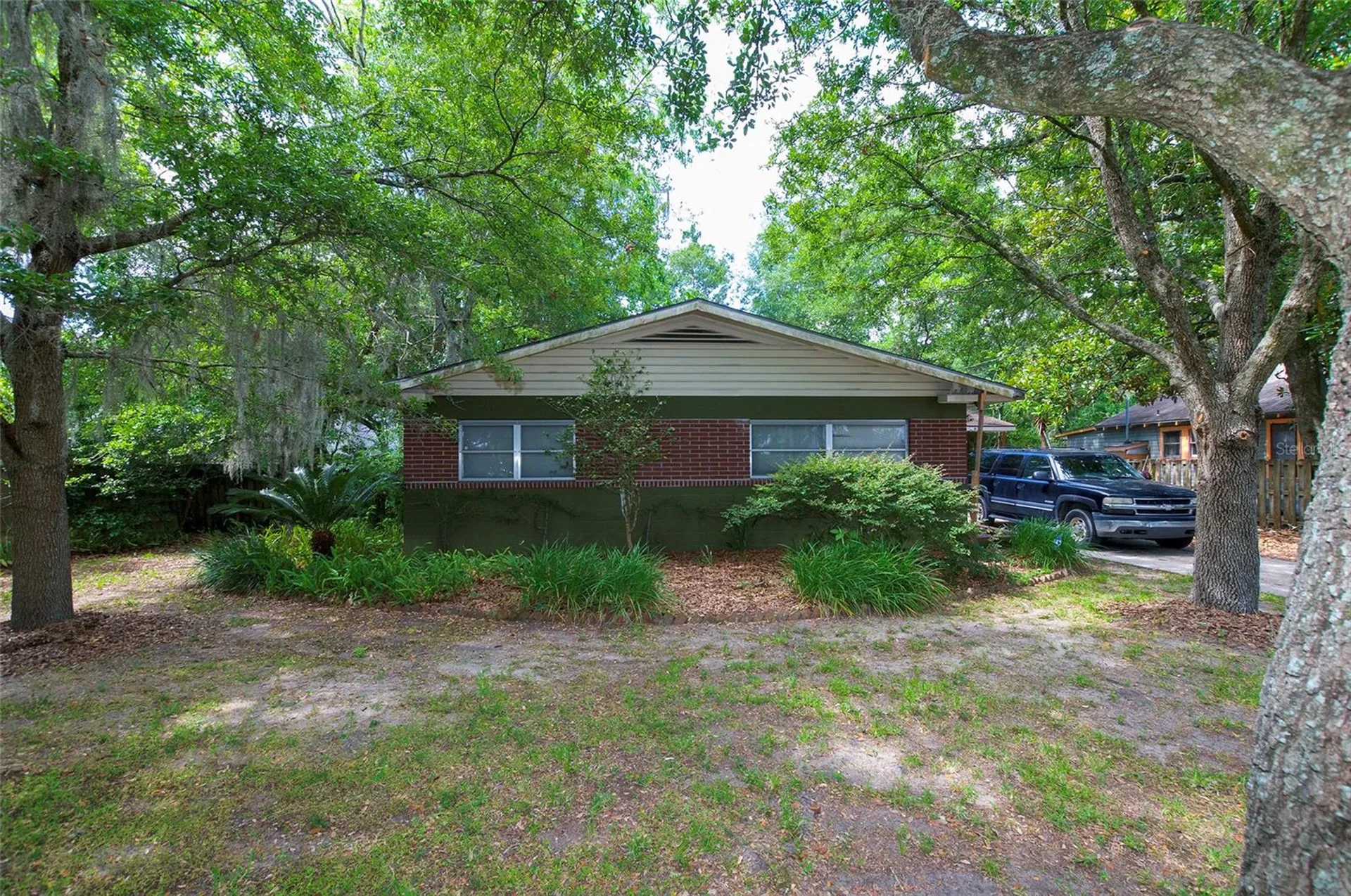 609 NW 14th Avenue Gainesville FL 32601