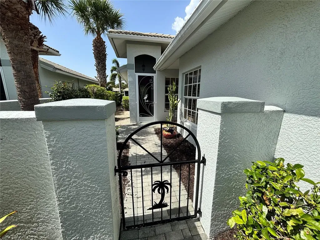 310 Reclinata Circle Venice FL 34292