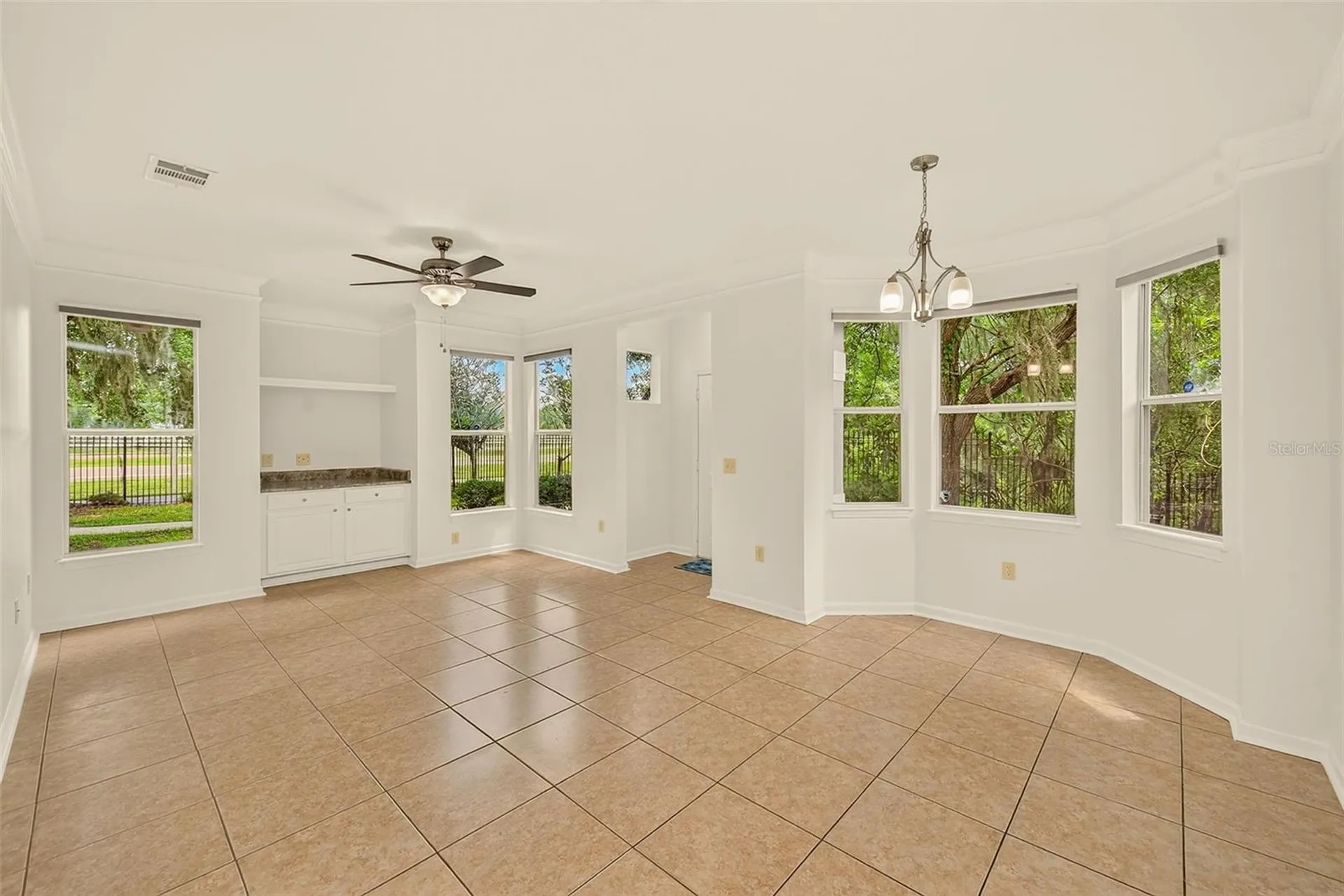 18138 Villa Creek Drive Tampa FL 33647