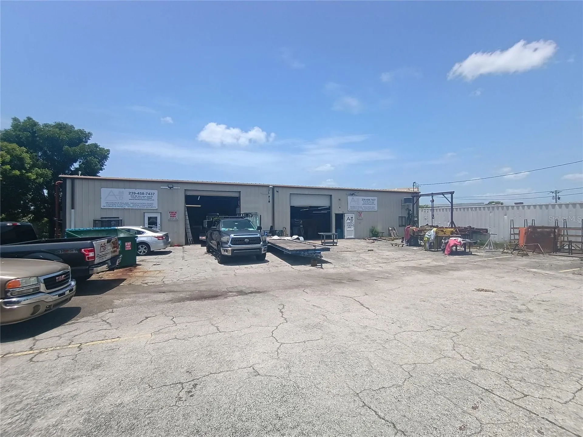 918 SE 9th Lane Cape Coral FL 33990