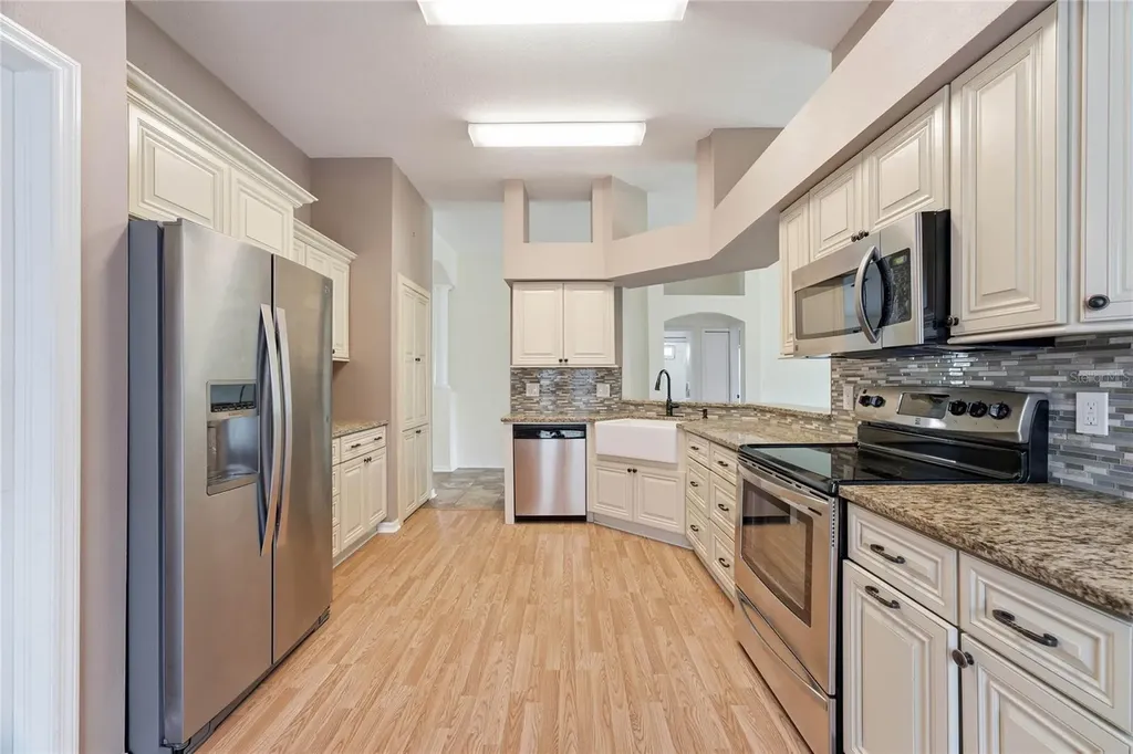 19520 Morden Blush Drive Lutz FL 33558