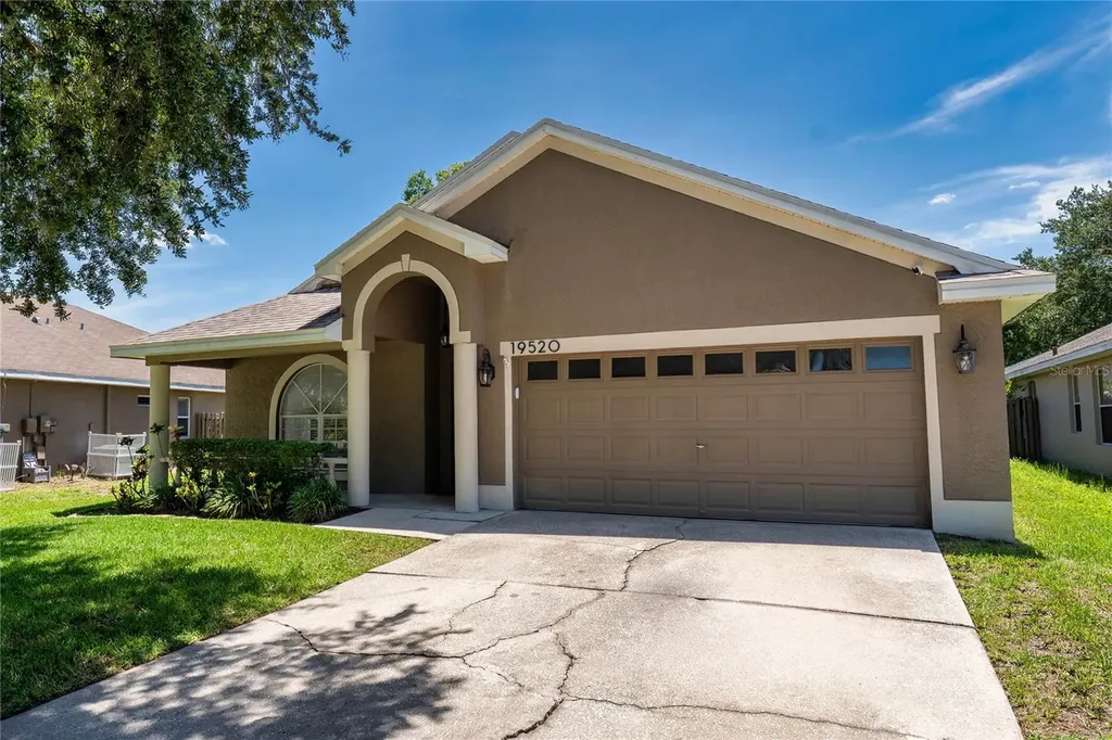 19520 Morden Blush Drive Lutz FL 33558