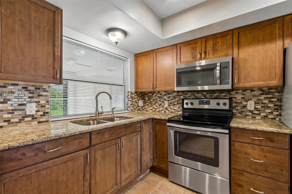 9237 Pebble Creek Drive Tampa FL 33647