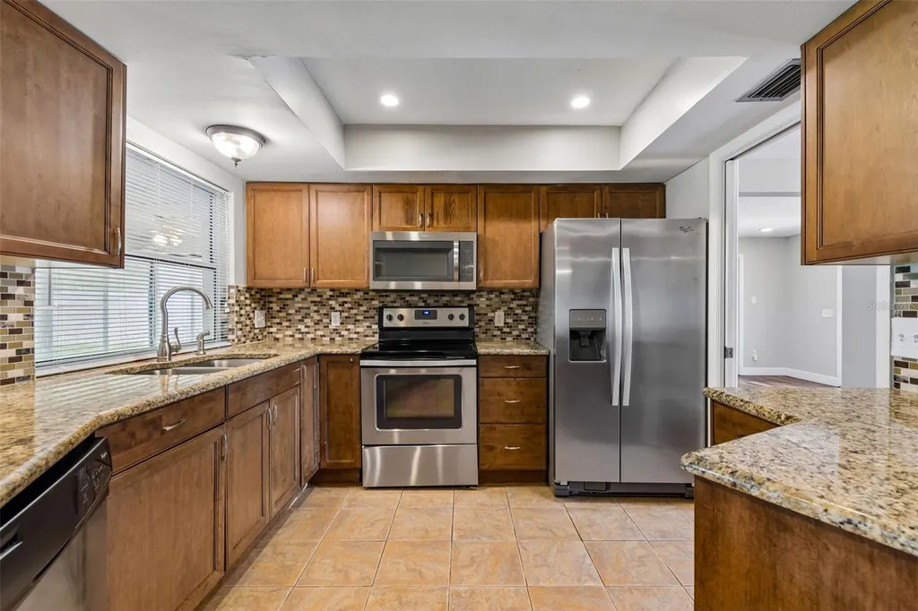 9237 Pebble Creek Drive Tampa FL 33647