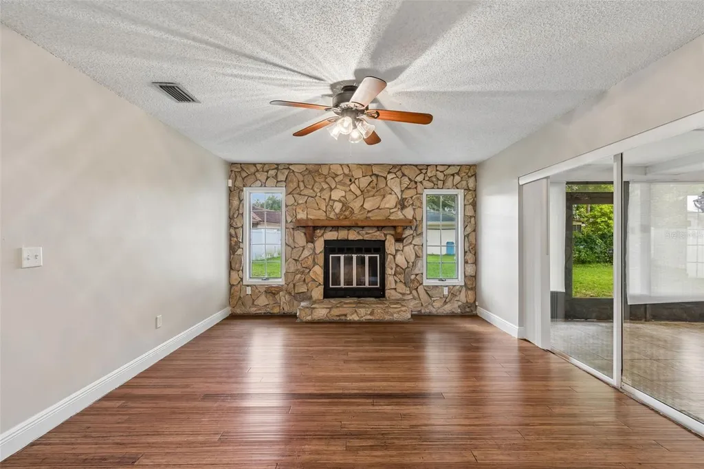 9237 Pebble Creek Drive Tampa FL 33647