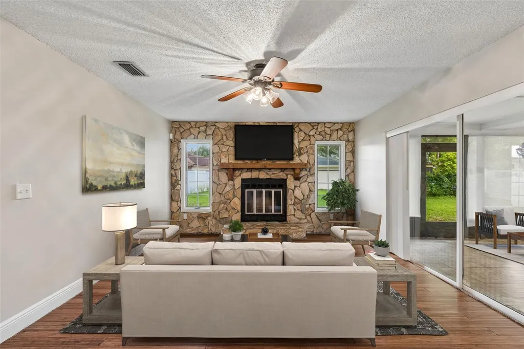 9237 Pebble Creek Drive Tampa FL 33647