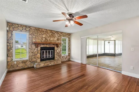9237 Pebble Creek Drive Tampa FL 33647