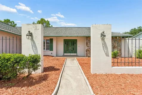 9237 Pebble Creek Drive Tampa FL 33647