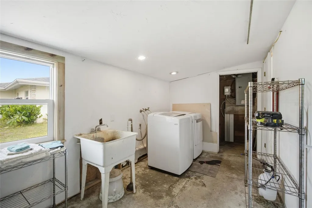 3328 Barstow Street Sarasota FL 34235