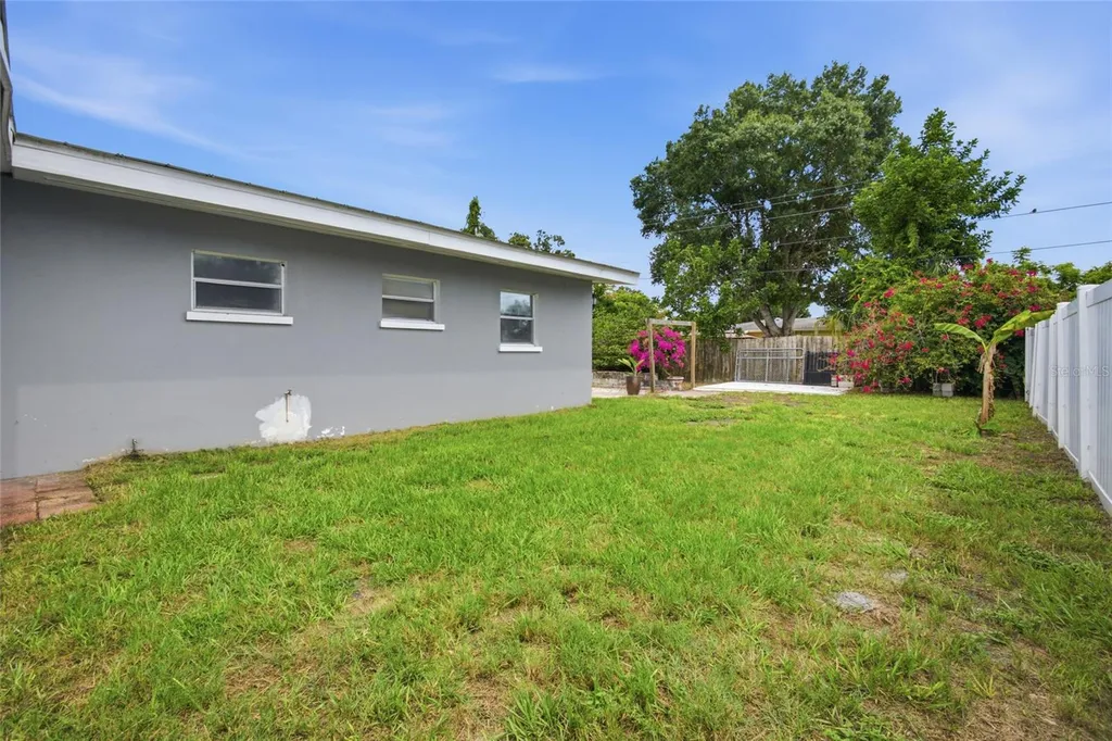 3328 Barstow Street Sarasota FL 34235