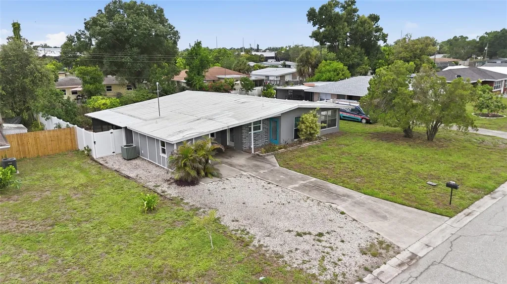3328 Barstow Street Sarasota FL 34235