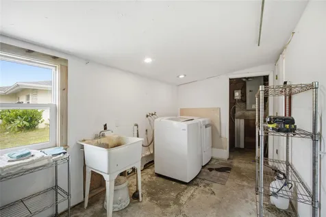 3328 Barstow Street Sarasota FL 34235