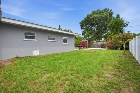 3328 Barstow Street Sarasota FL 34235