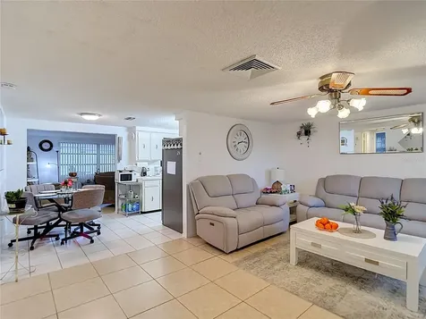 6145 1st Avenue New Port Richey FL 34653