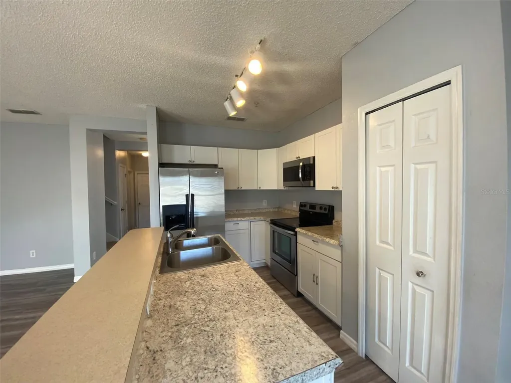 2076 Cypress Bay Boulevard Kissimmee FL 34743