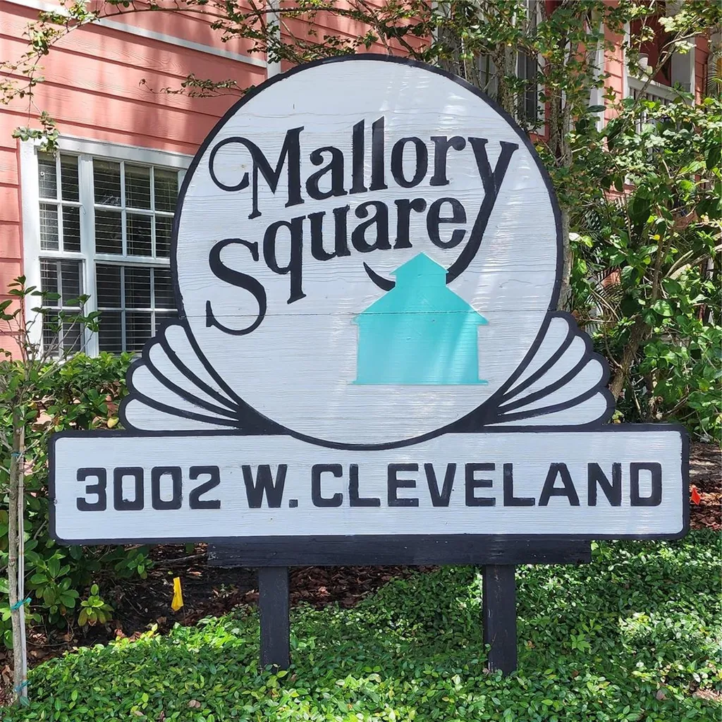 3002 W Cleveland Street Tampa FL 33609