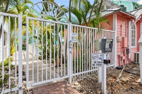 3002 W Cleveland Street Tampa FL 33609